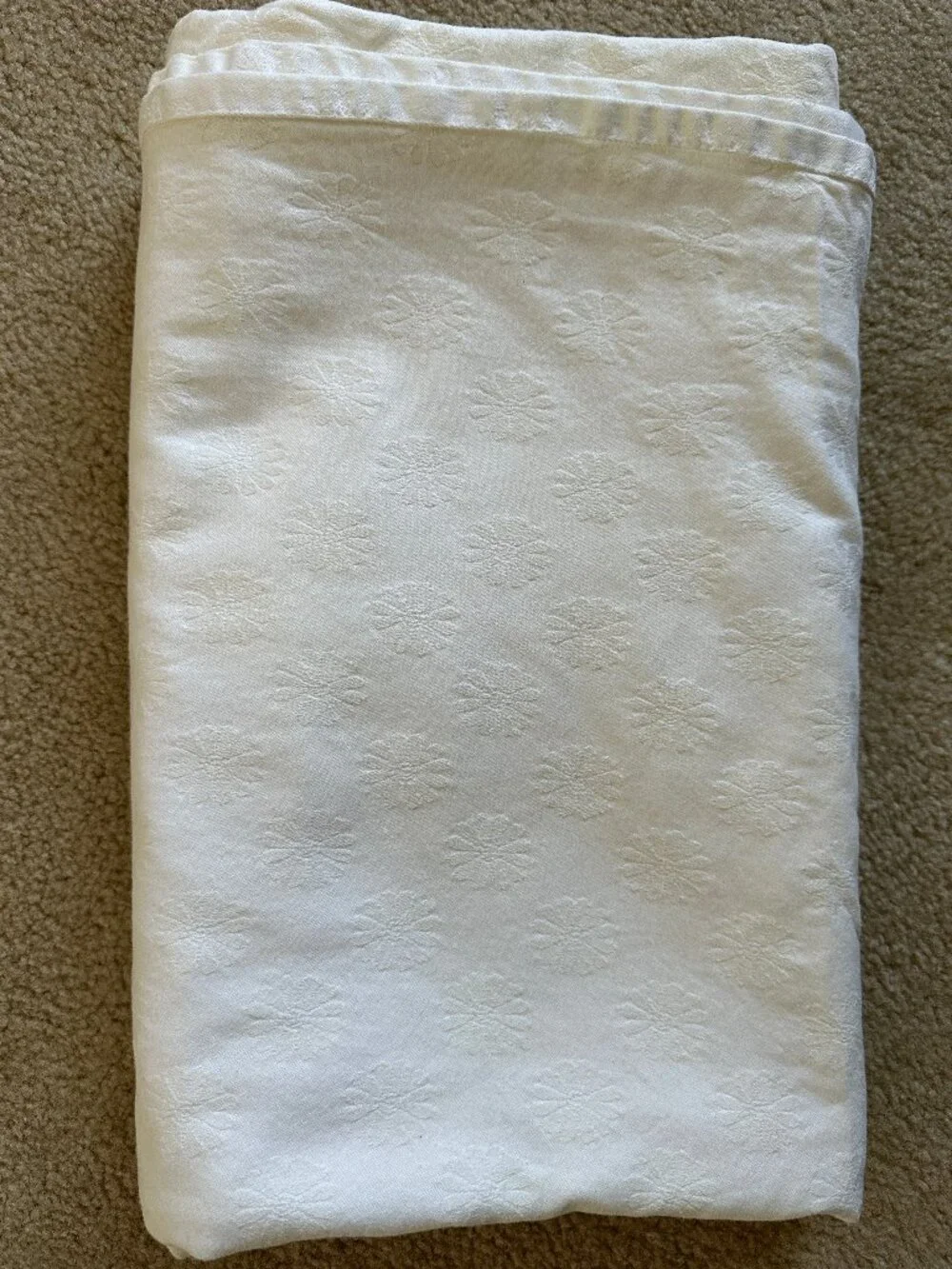 William Sonoma Cream Colored Rectangular Tablecloth